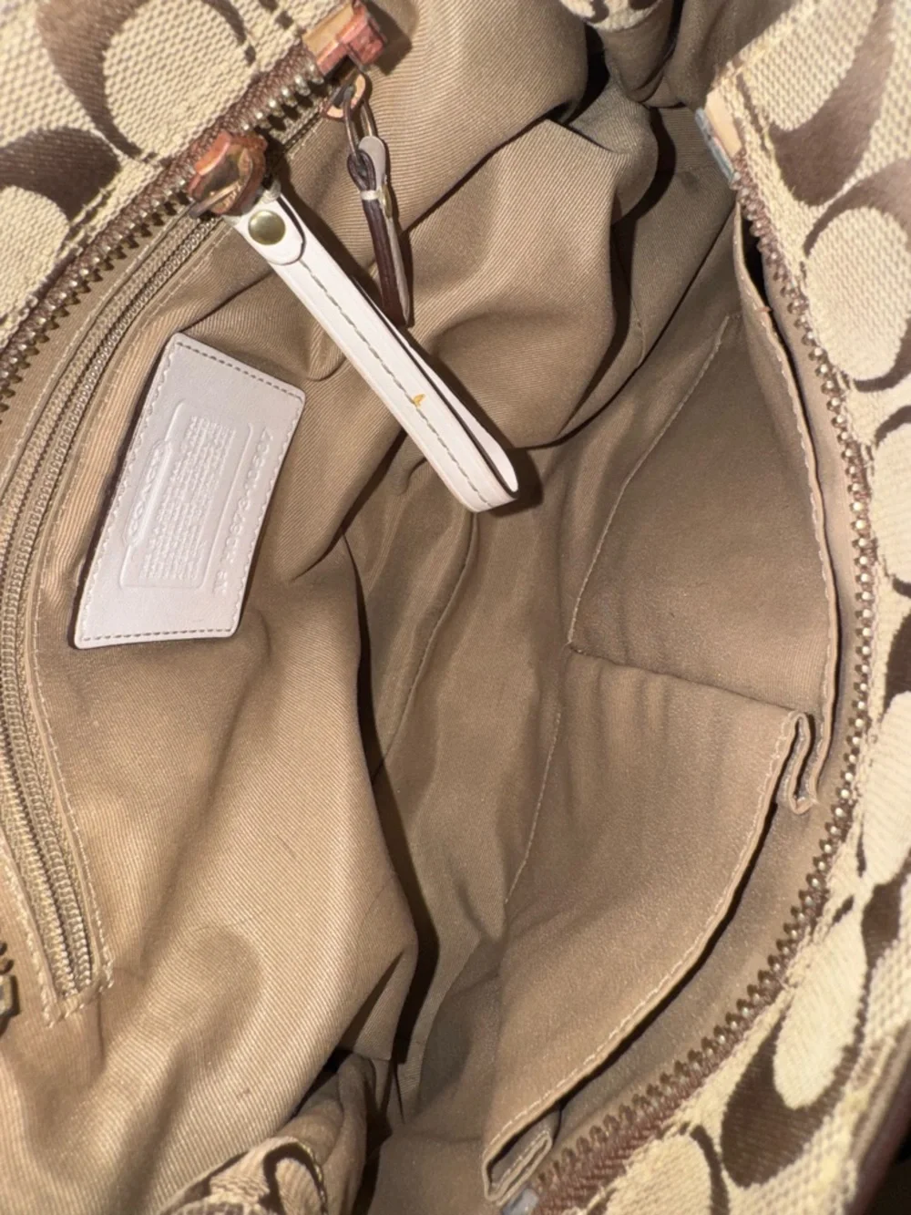 Vintage Coach Signature Canvas Satchel in Khaki and White Trim - Picture 16 of 16